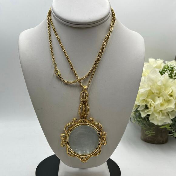 Working Loupe Ornate Magnifying Glass Rope Chain Long Pendant Necklace - Picture 1 of 14
